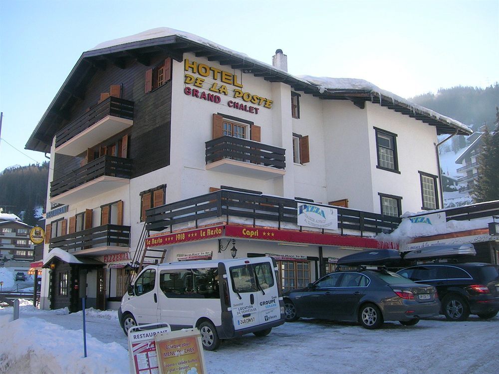 Hotel De La Poste Ла-Тзума Экстерьер фото